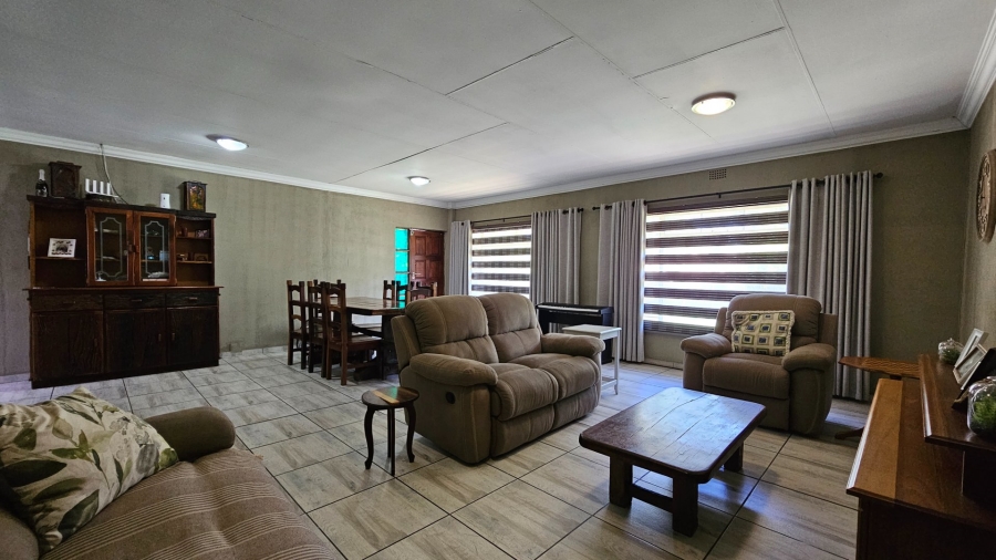 3 Bedroom Property for Sale in Vaalpark Free State